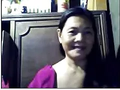 Słodka dziewczyna masturbuje się