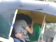 Anal w z dwoma słodkimi dziewczynami