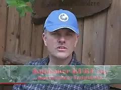 Głęboki loda od znojnej brunetki