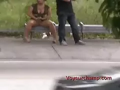 Odpoczywa i na terenie ośrodka i tam zarabia