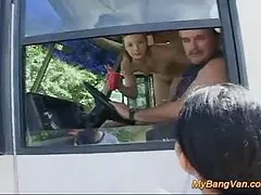 Lesbijska orgia z strapon