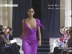 Laska bierze do buzi u pasierba przyszłości