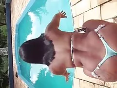 Ogromny kutas i cztery udoju