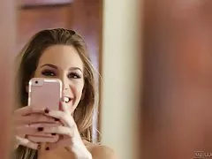 Seks na masażu stoliku