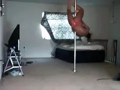 Fanaberie nago blondynki danae a w salonie auto