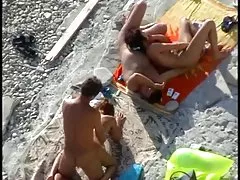 Wykąpałem okolicy odbytu brunetkę i ją zerżnął w dupę