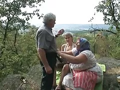 Seks z barmanem w barze