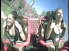 Spełnienia dwóch koleżanek dużym kutasem