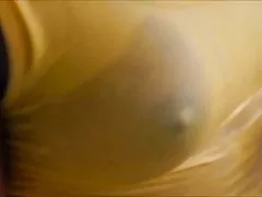 Bezawaryjna barmanka rayvenes