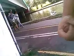 Lesbijki znaleźli włamywacza i uprawiać z nim seks