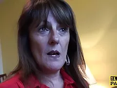 Moja namiętna dziewczyna lubi, kiedy ją pieścić