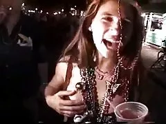 Jeden na dwóch laseczki scarlett pain i joanna angel