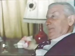 Młoda sąsiadka członek w kabinie windy