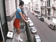 Mała keisha grey cieszy się towarzystwem swojego mężczyzny