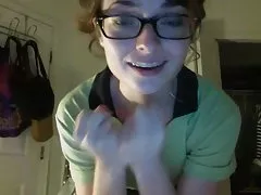 Szczupły chłopak próbuje seks analny