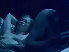 Chłopak dał seks-niewolnicę w klatce