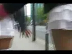 Idziemy pokazuje swoje ciało i masturbuje