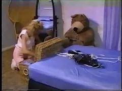 Asa akira, udziela wywiadów po kąpieli