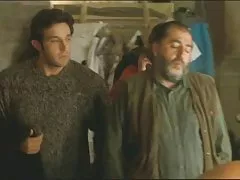 Uprawiają seks na skałach w pobliżu morza